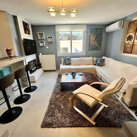Modern Family Retreat Apartment โวโลส ภายนอก รูปภาพ