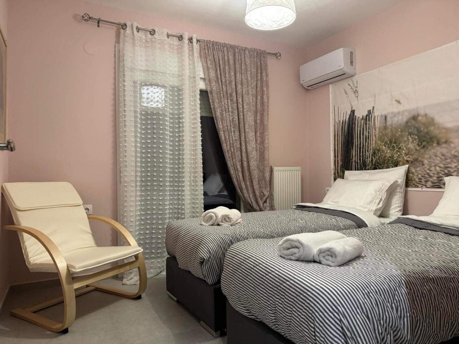 Modern Family Retreat Apartment โวโลส ภายนอก รูปภาพ